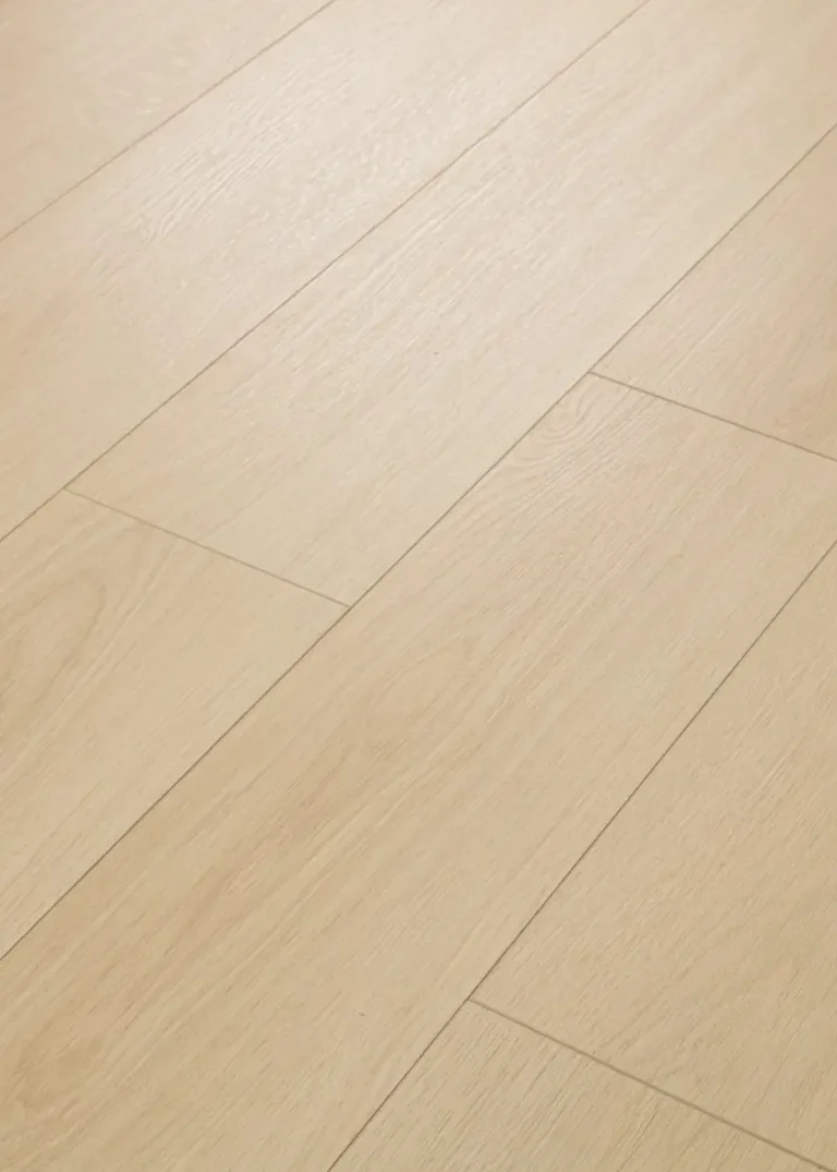 Sandbar Oak 02044 Laminate By Shaw