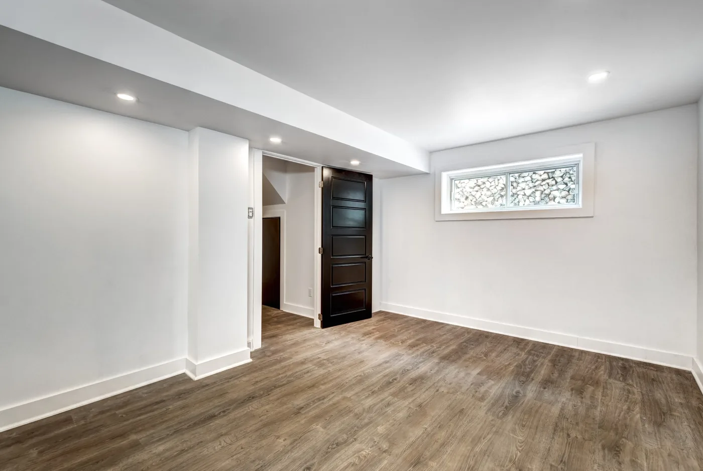 Vinyl Flooring Installation - Toronto
